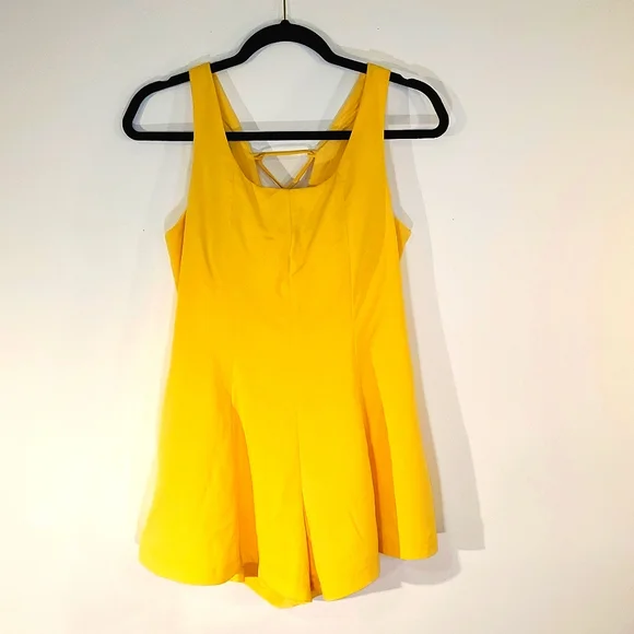 Lulu's lace up romper - Picture 1 of 10